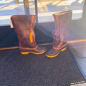 L.L.Bean signature boots size 9